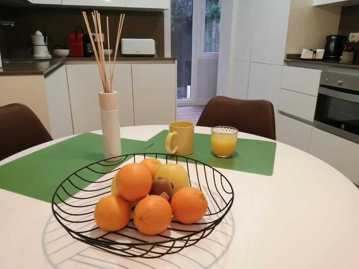 Ferienwohnung Lugar Especial, Gran Patio, Junto Al Ayuntamiento Bilbao